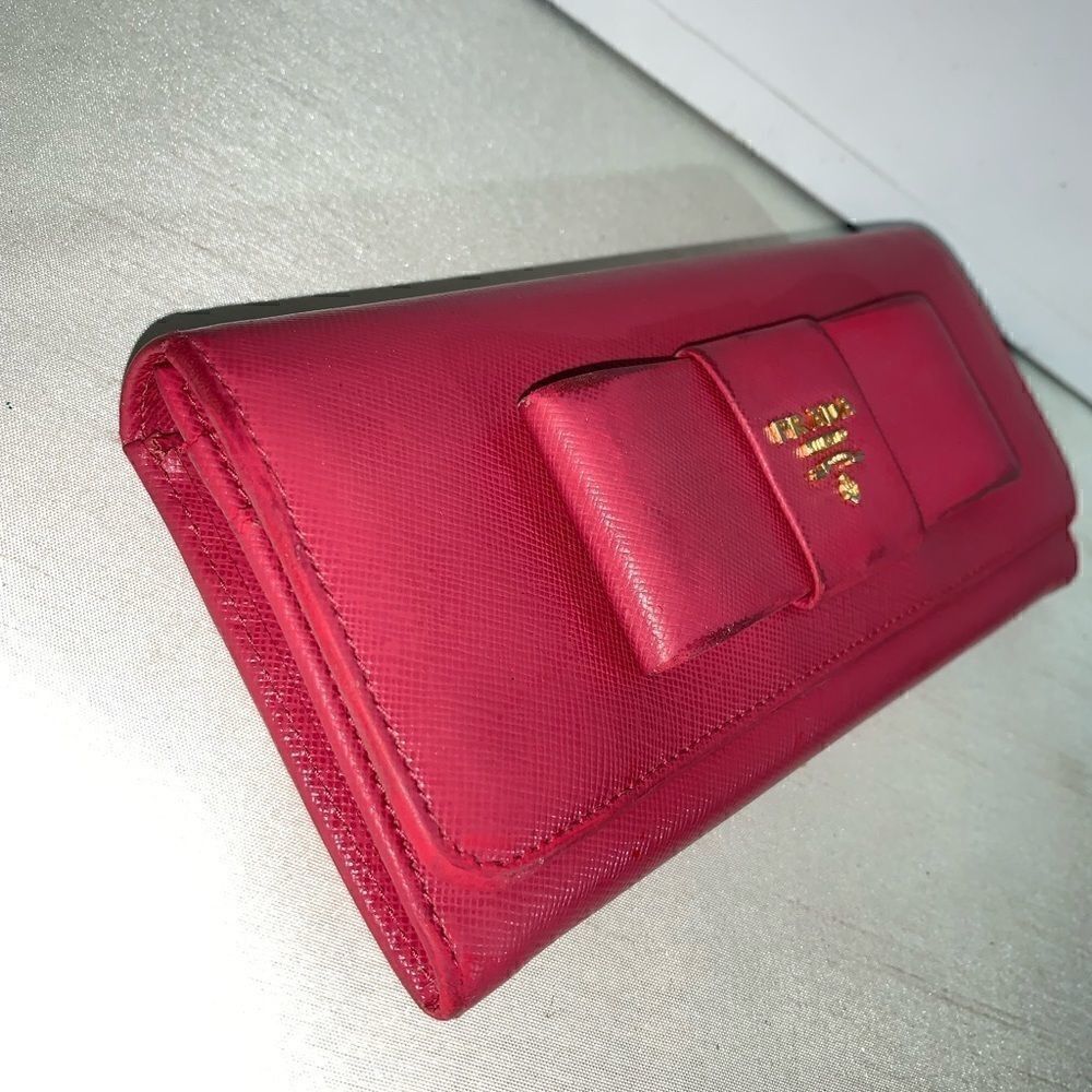 💥AUTHENTIC💥Prada Saffiano Leather Bow Wallet - Picture 3 of 14